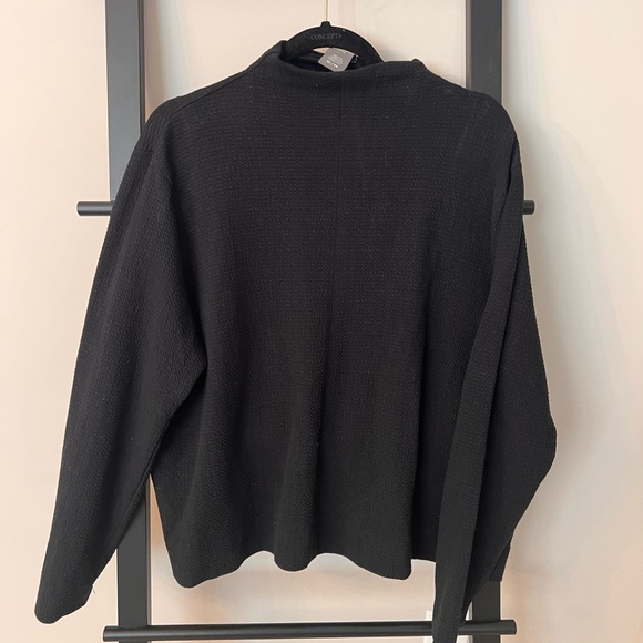 Joe Fresh textured mock neck - Picture 1 of 3